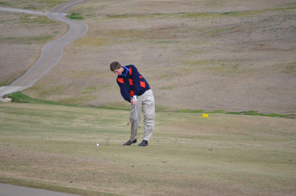 Jesuit Golf Prepares for the District Tournament