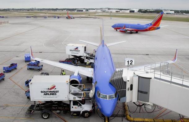 Why Southwest Airlines Should Receive DAL Gates