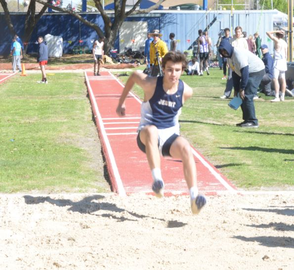 Track Team Earns 1st Place Finishes in Two Consecutive Meets