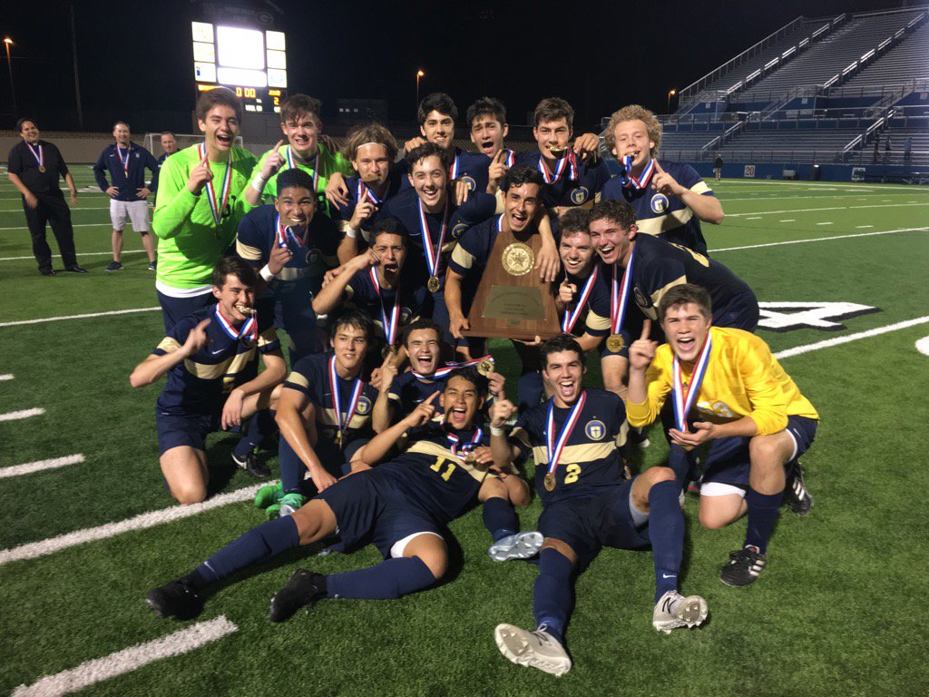 Jesuit Soccer Clinches Second UIL Championship