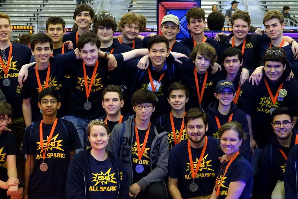 Jesuit All Sparks Finish Strong at the Dallas Regionals