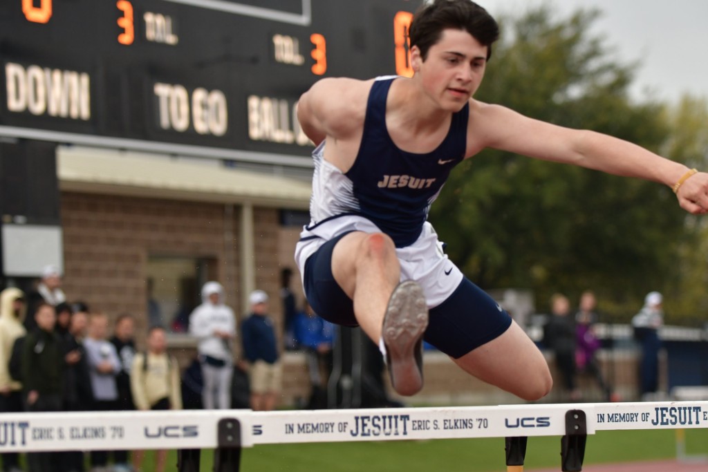 Jesuit Shines in 55th Annual JesuitSheaner Relays // The Roundup