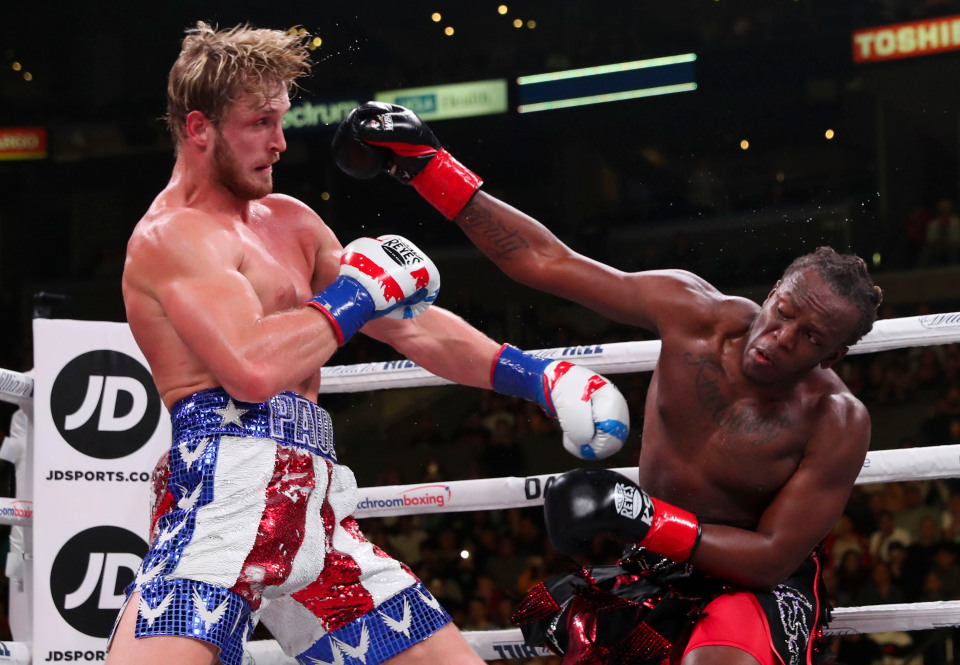 KSI Defeats Logan Paul In Youtuber Boxing Rematch // The Roundup