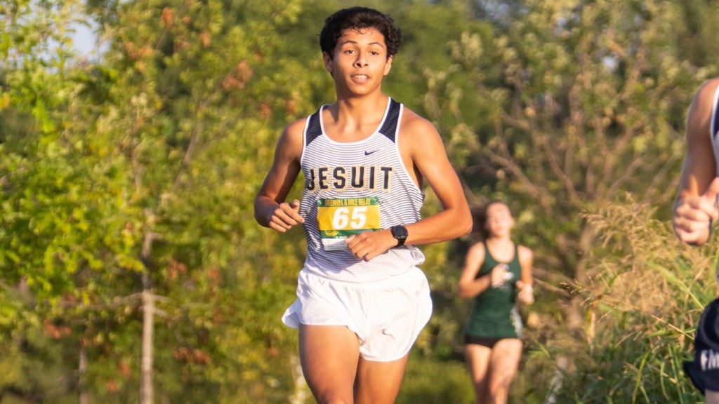 Cross Country Races Into Regionals
