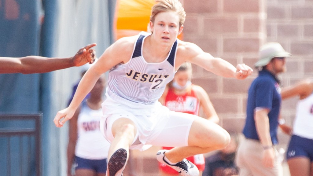 Jesuit Rangers Track and Field Opens Season at Boyd Relays