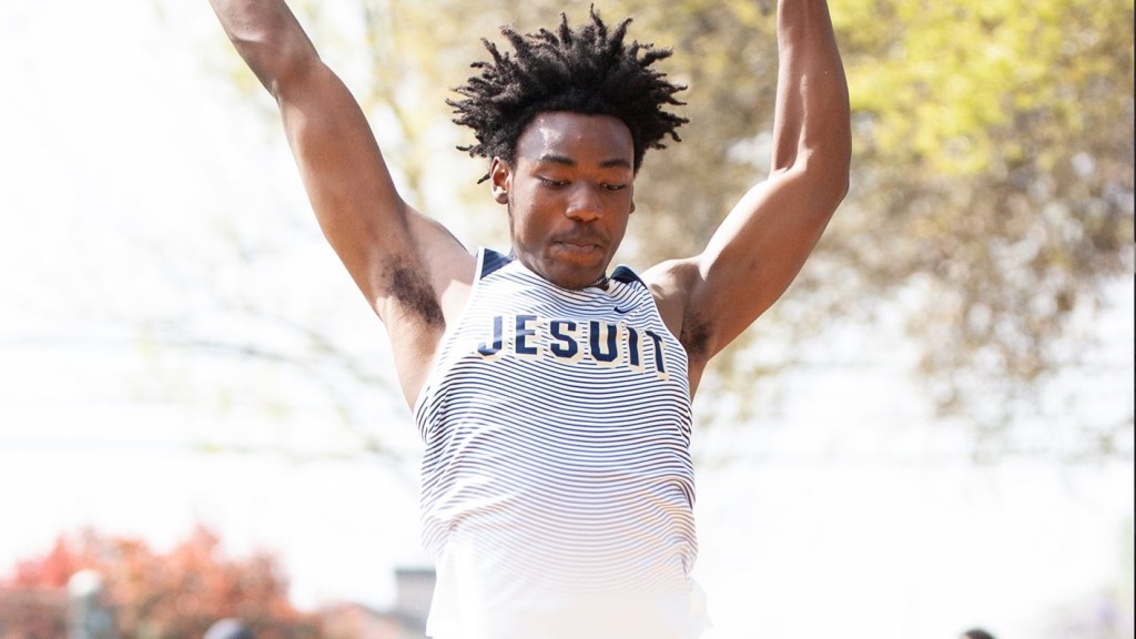Jesuit Track and Field Claims Second Overall in Parish Invitational