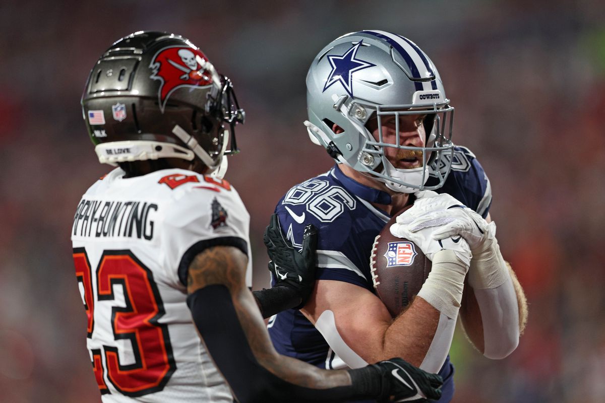 Dallas Cowboys Annihilate the Tampa Bay Buccaneers // The Roundup